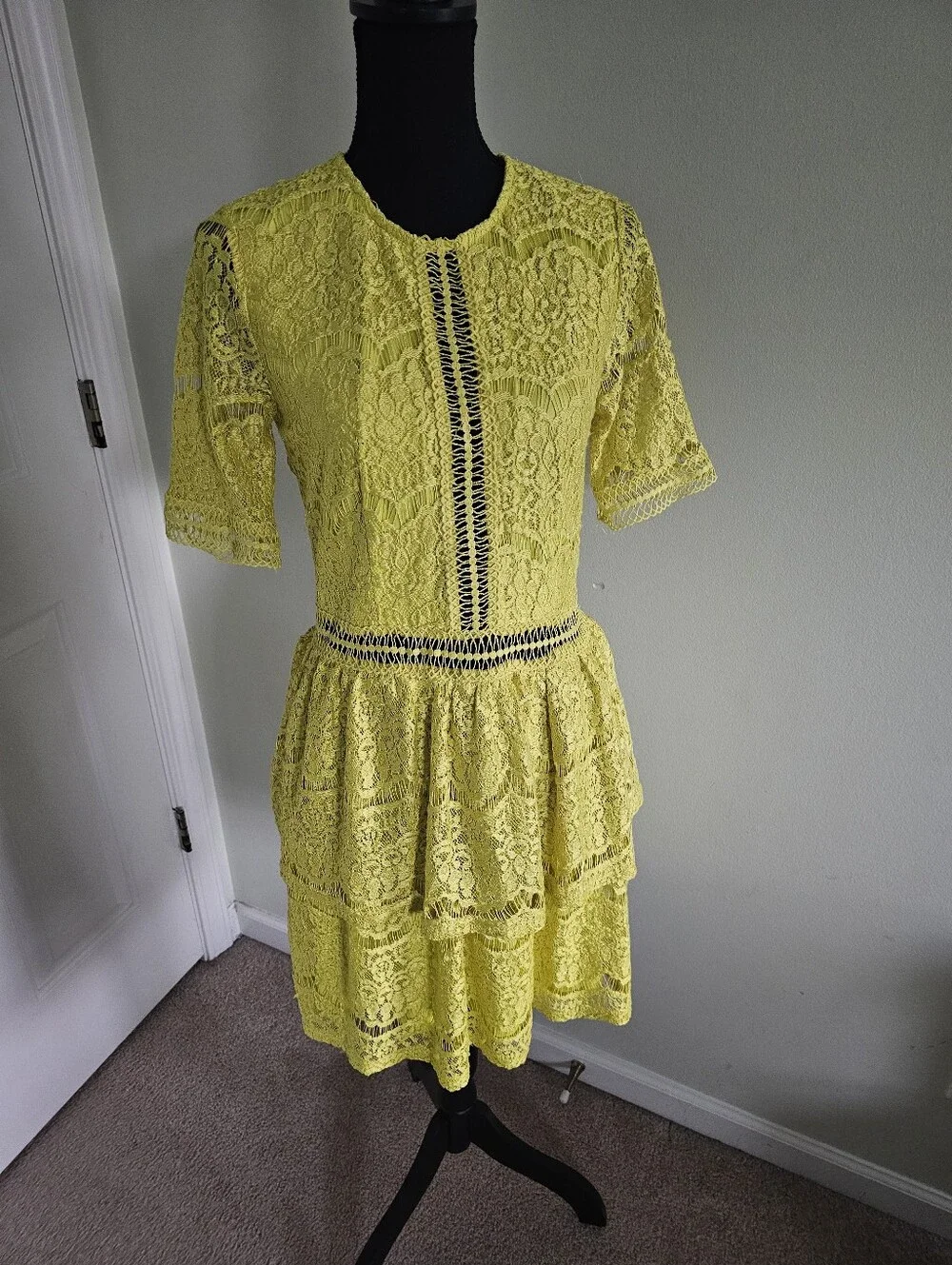 Missguided Chartreuse Lace Fit & Flare Dress Size US 10